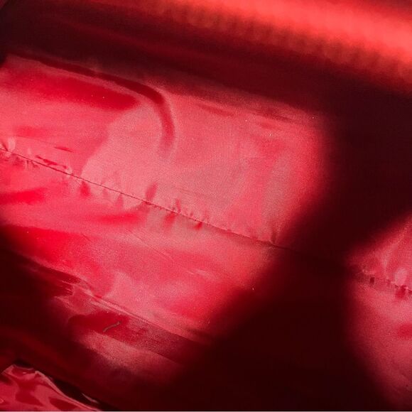 Bath & body Works Croc  XL Duffle Bag - Picture 15 of 15